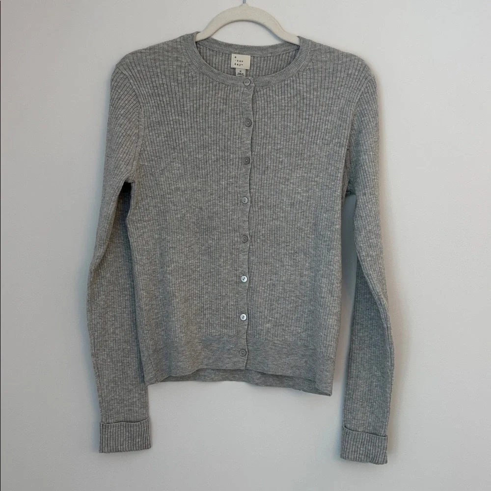 A New Day Heather Gray Rib Knit Cardigan Size Small - Picture 5 of 6